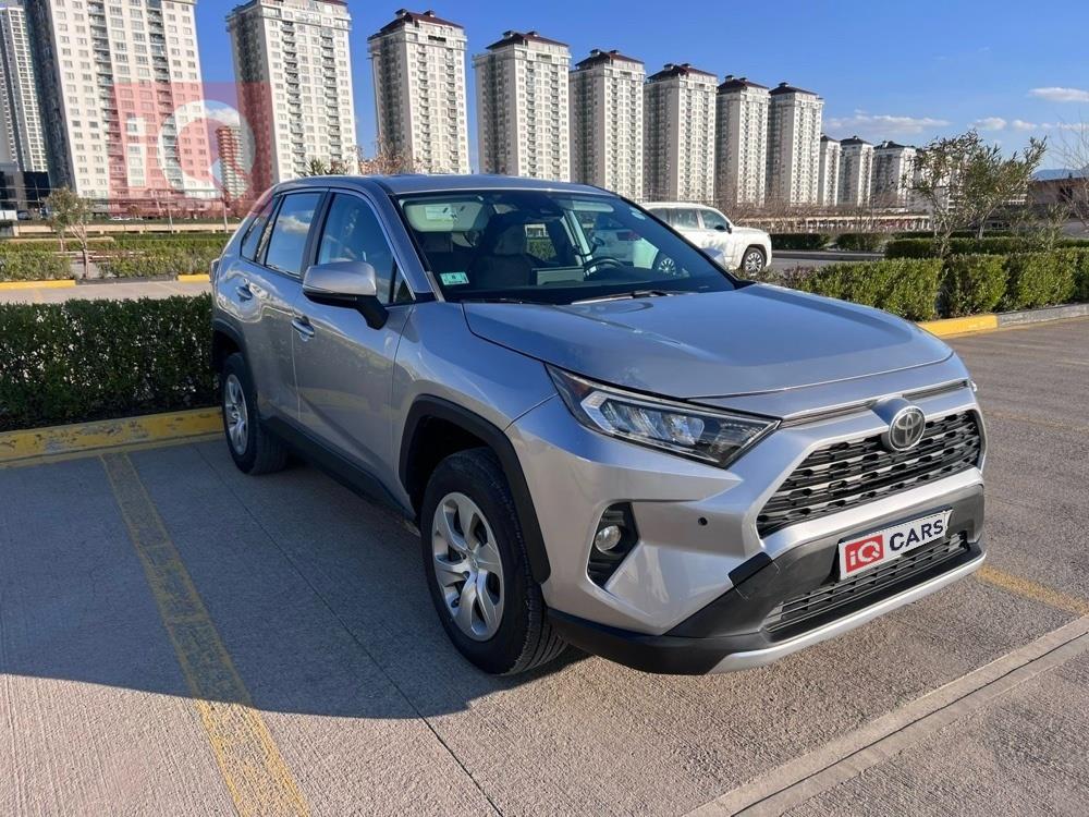 تويوتا راف 4